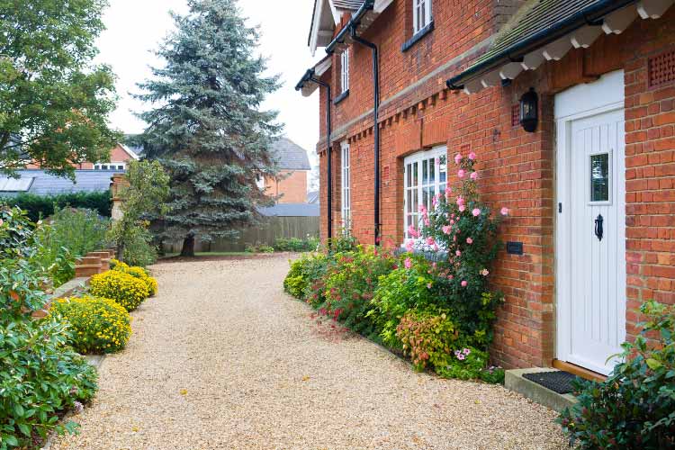 You can incorporate pea gravel into almost all of the river rock landscaping ideas for your yard