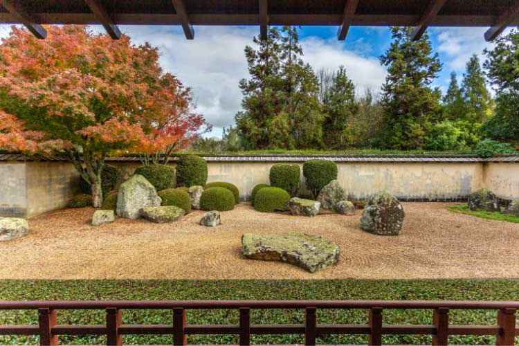 A zen garden is synonymous to minimalism