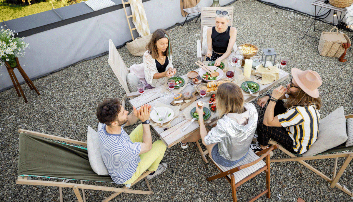 Cheap Backyard Flooring Ideas for Parties