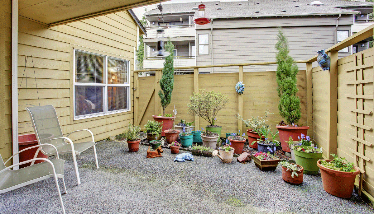 Easy Alternatives to Grass for Small Backyards