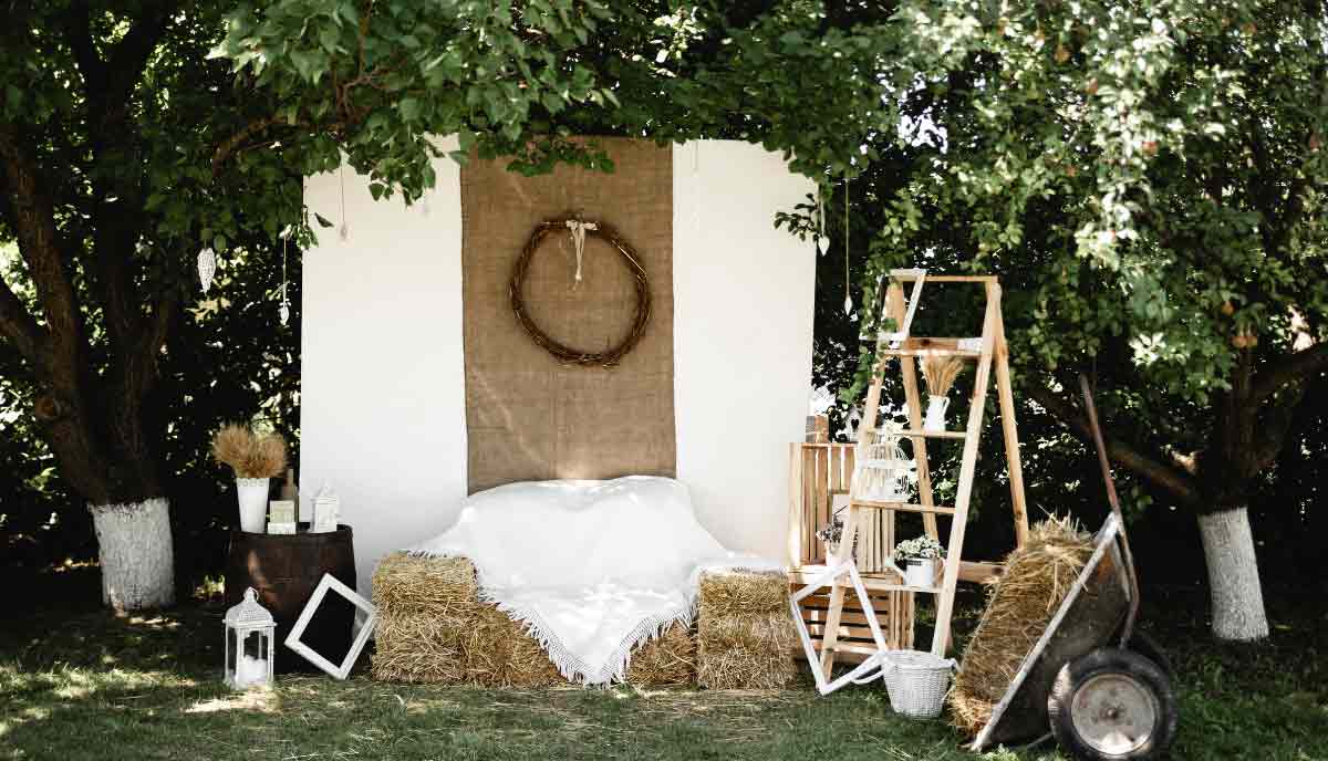 give guests something to do and to take home with your very own backyard photobooth