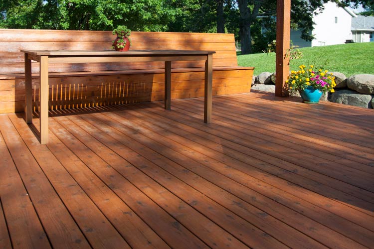 Pallet platforms allow airflow underneath as well as good drainage