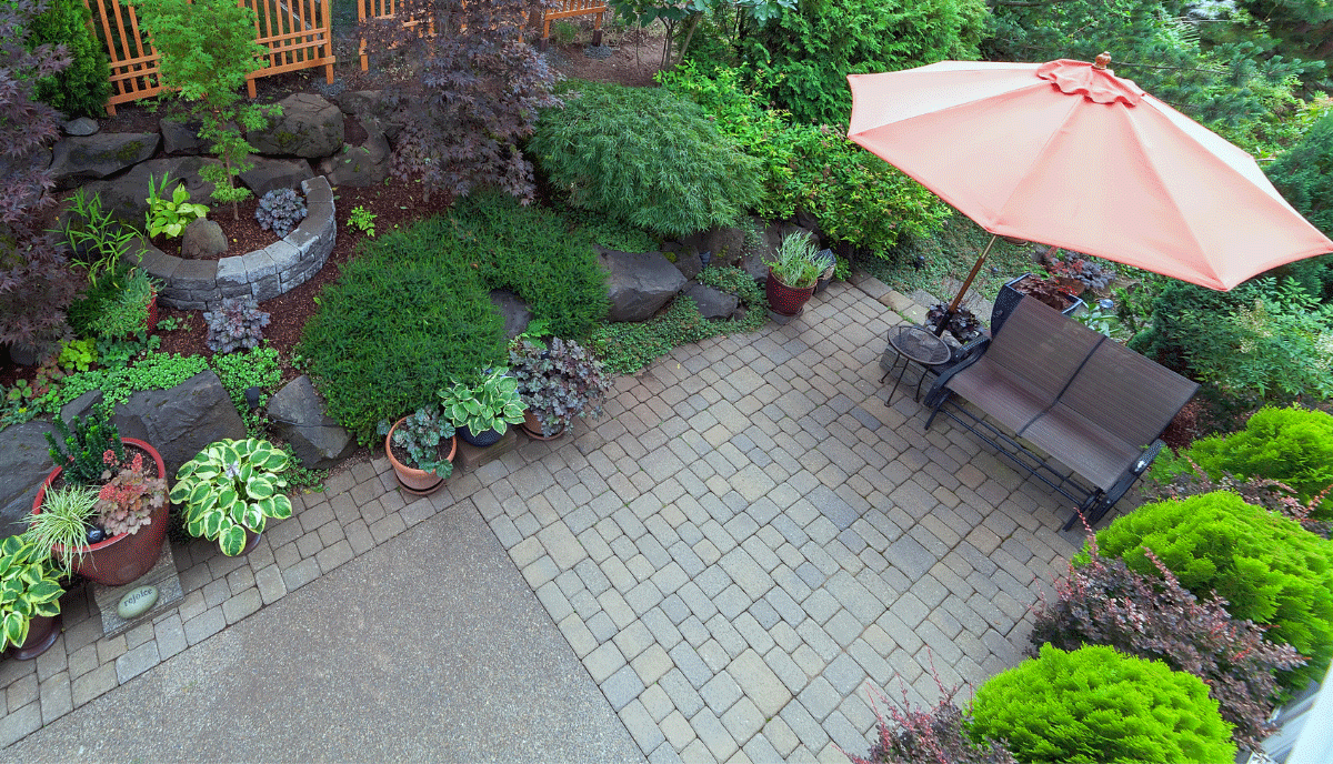 Small Backyard Pavers Ideas