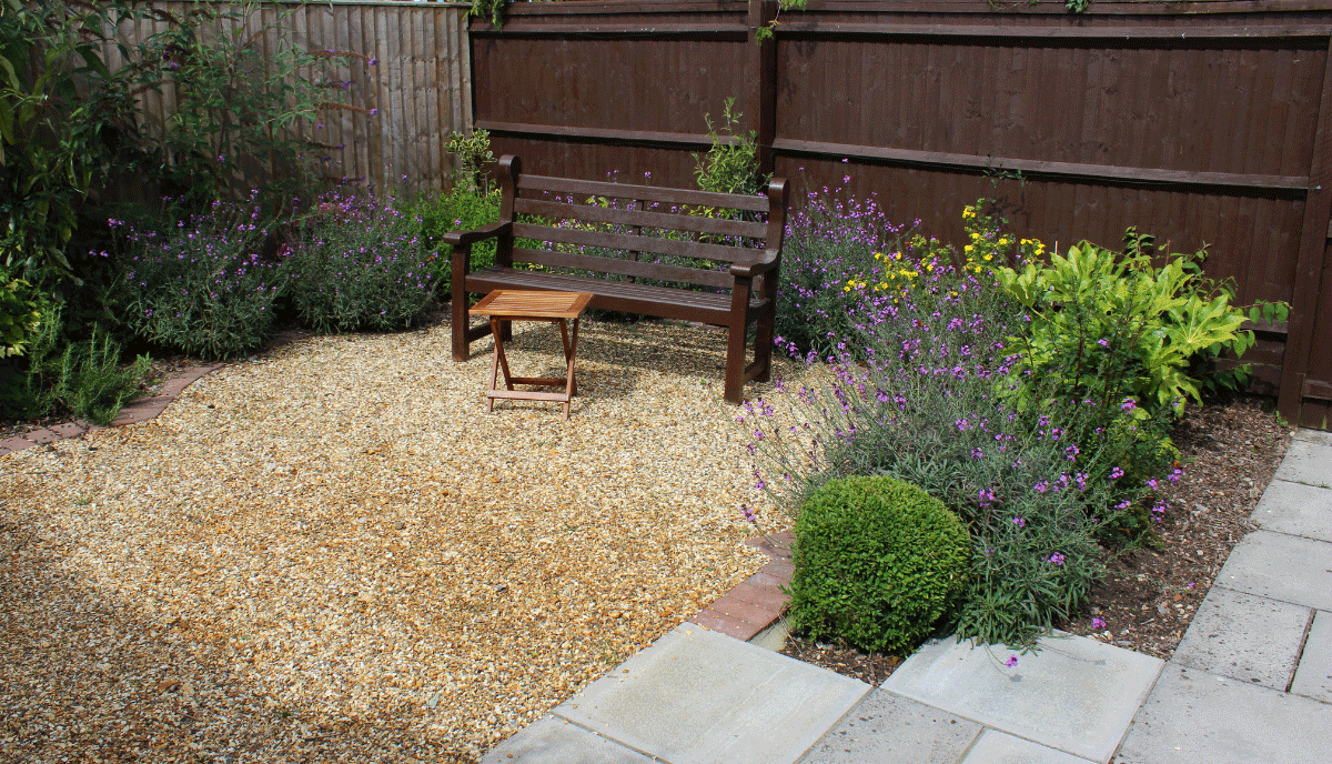 Cheap Ways To Cover Bare Spots In Your Yard