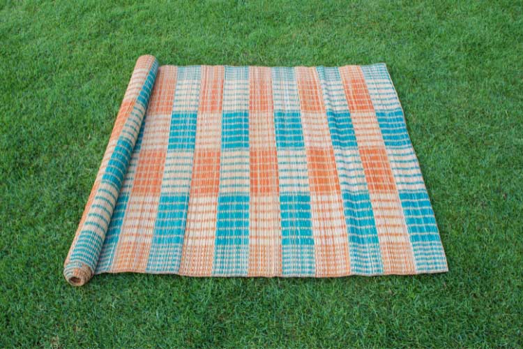 That means your yard should either be small so a mat could cover the whole thing