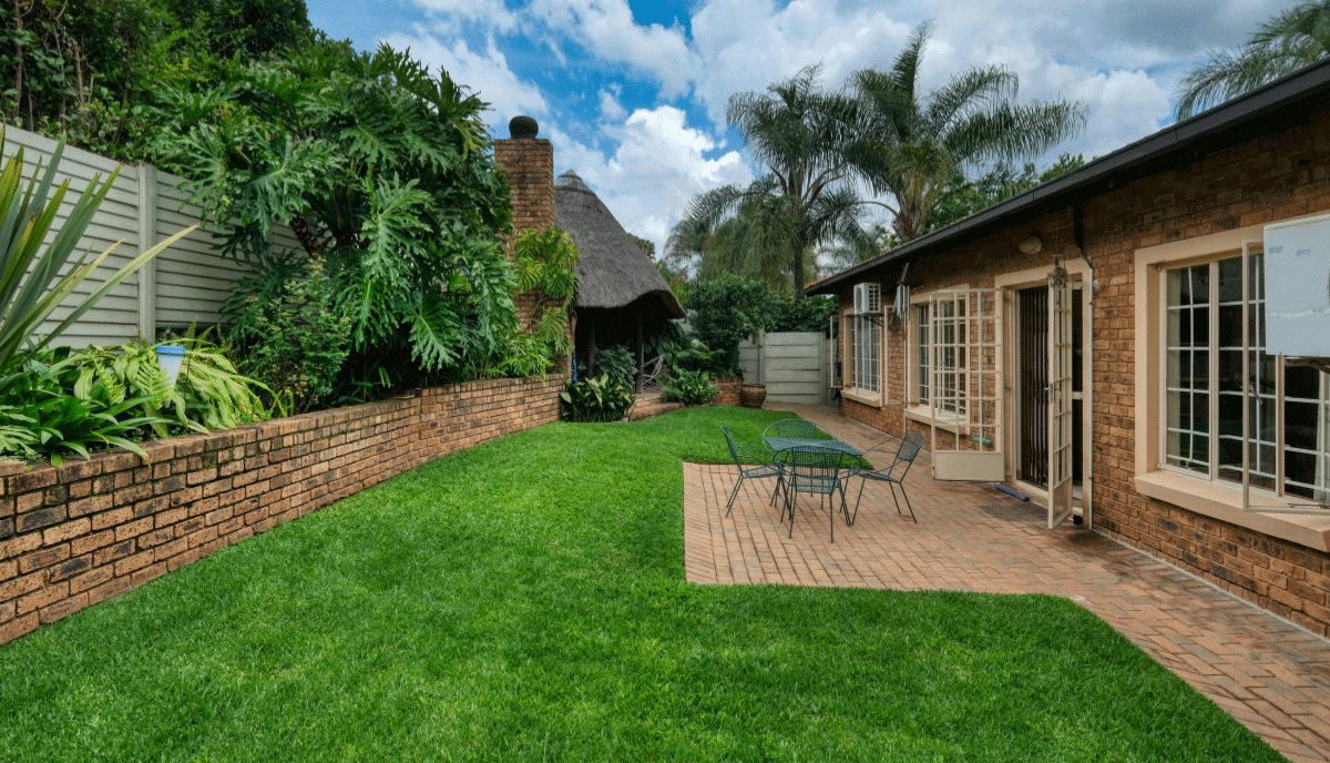 Outdoor Flooring Ideas You Can Install Over Gravel